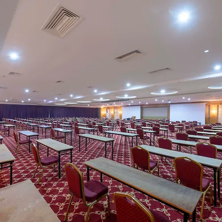 Transatlantik & Szálloda