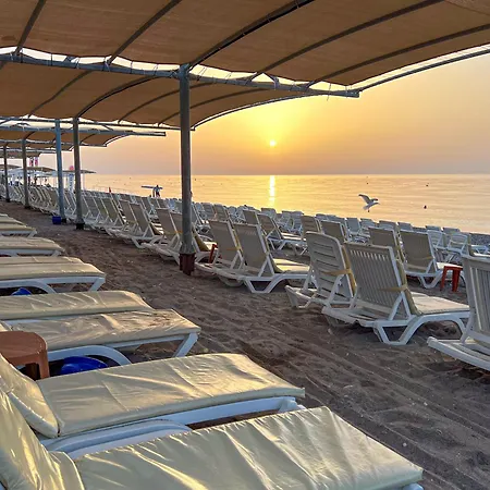 Hotel Transatlantik & 5*